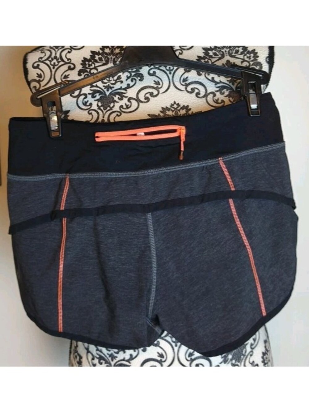 Lululemon Speed Up Short Women Size 2 Charcoal Gray Coral Lined Run Athletic - Picture 3 of 12